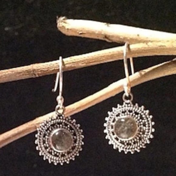 Delicate Filigree Jewelry, Sterling Silver 925 with Iolite - Picture 4 of 5